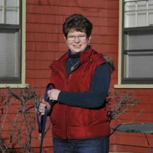 Meet your Posher, Lois